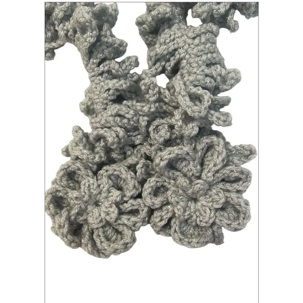 NWT Angelas Designs handmade crocheted one of a kind silver sparkle 92” boa